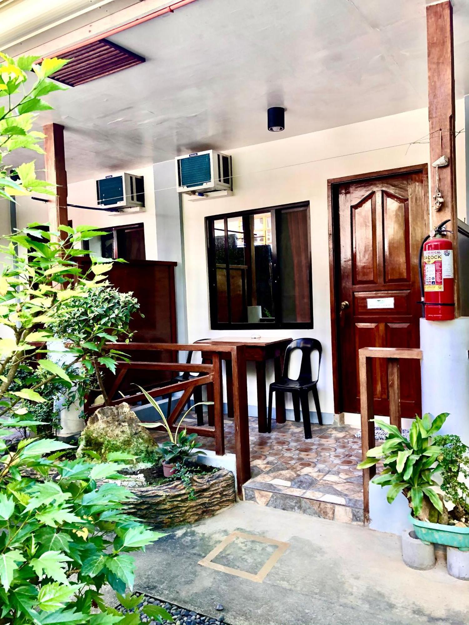 Hidden Garden Pensione El Nido Exterior photo